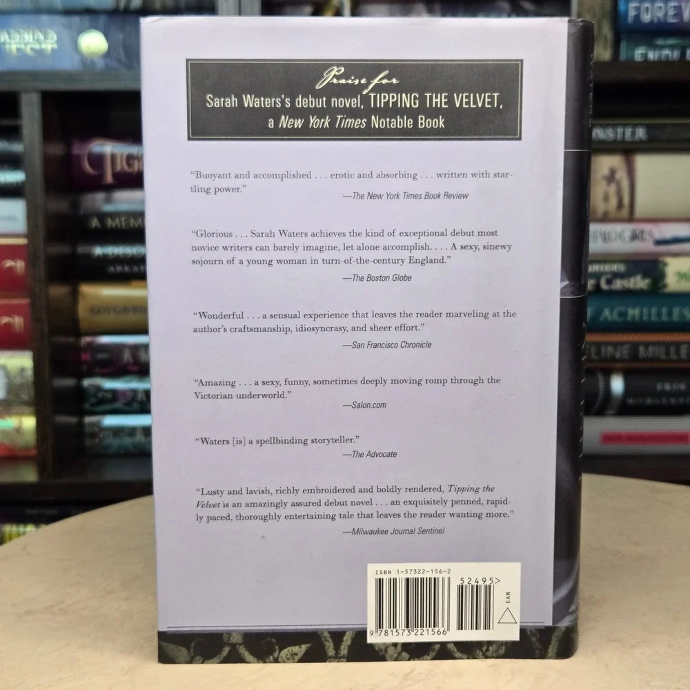 Affinity by Sarah Waters *1st/1st* Victorian Setting